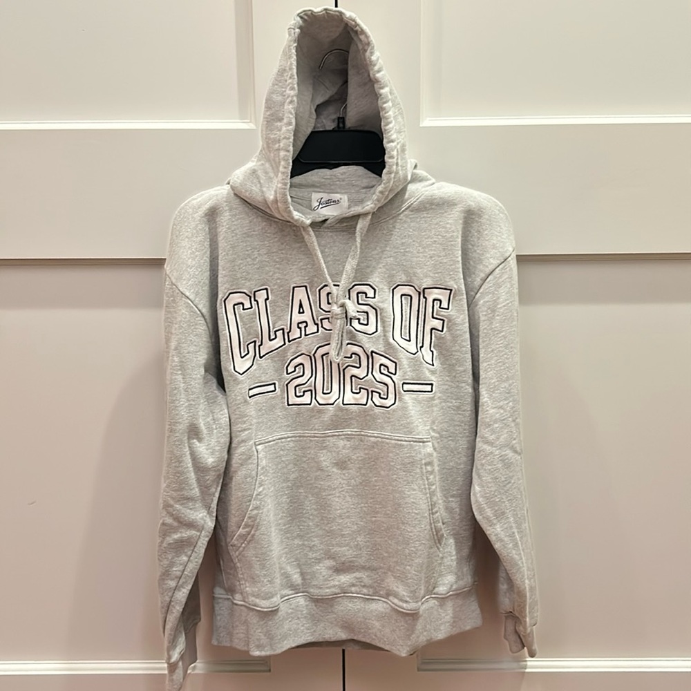 Class of 2025 hoodie sweatshirt size L